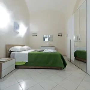 casa-vacanza-alessandra.hotels-amalfi.com/